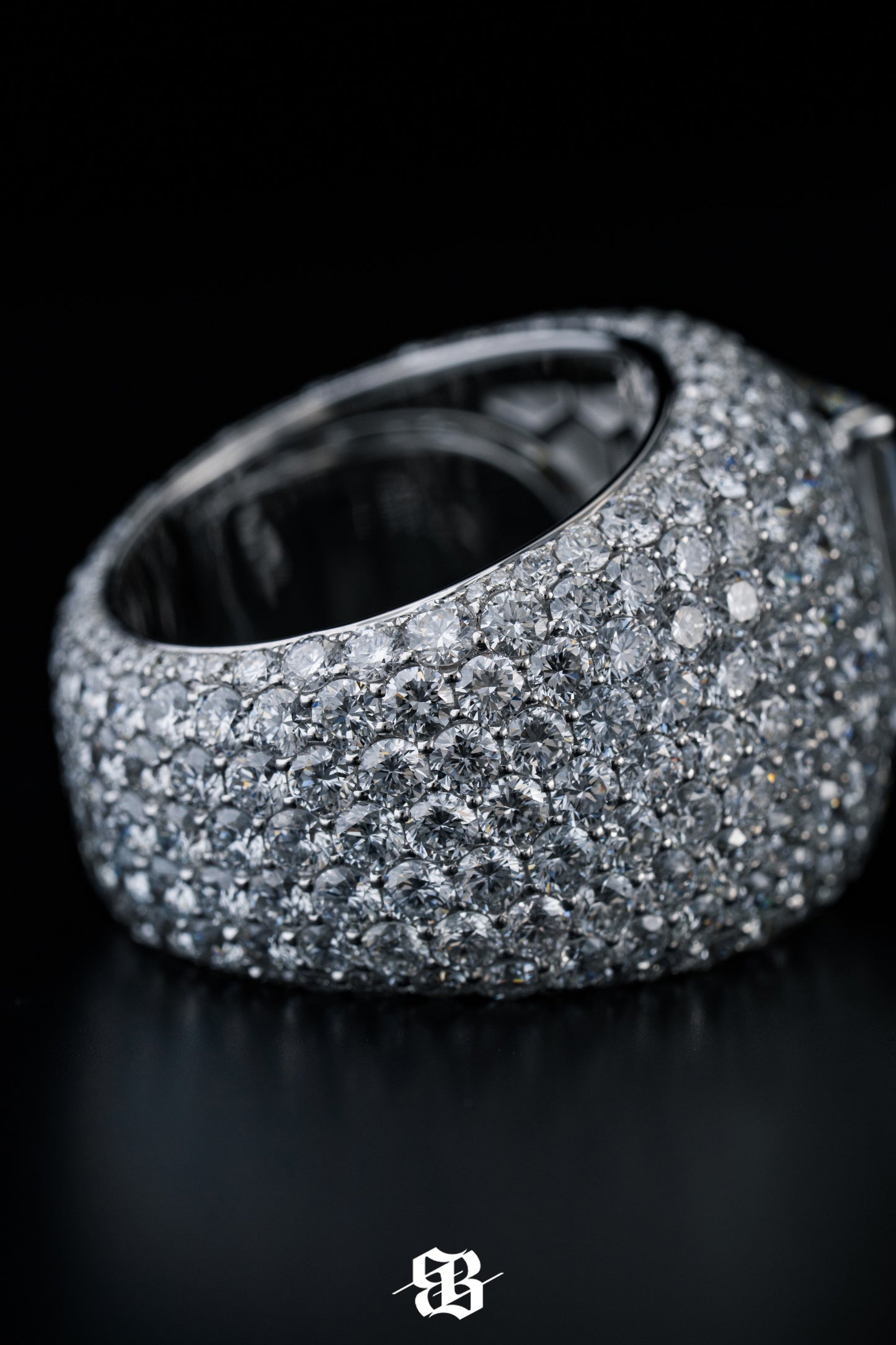 Royal Emerald Pavè Ring