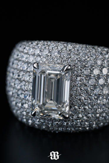 Royal Emerald Pavè Ring