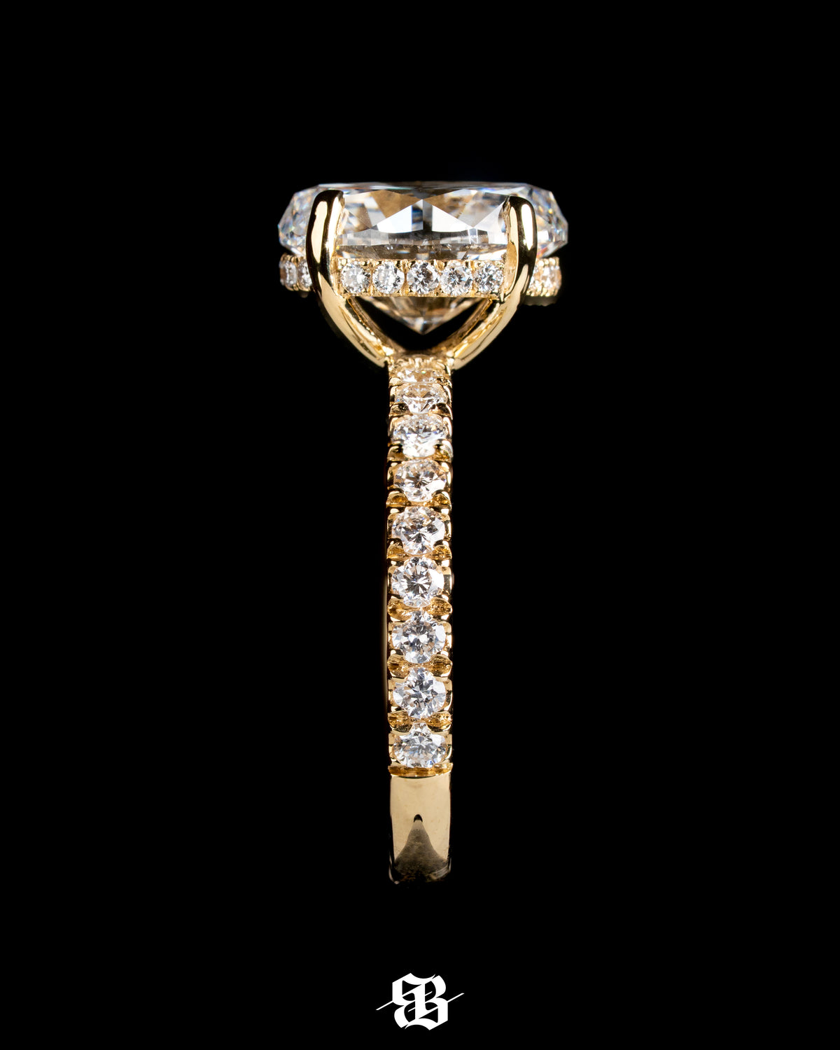 Oval Engagement Ring