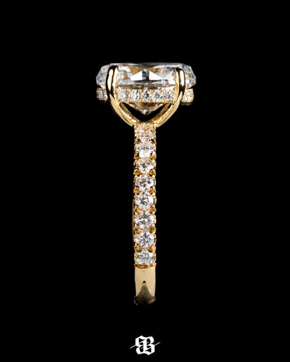 Oval Engagement Ring